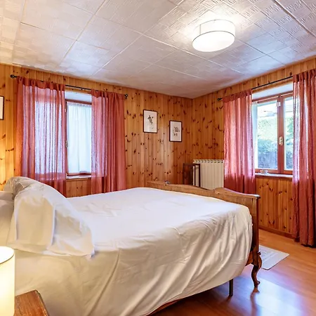 Lo Mitcho De Pouisse * أَويستا