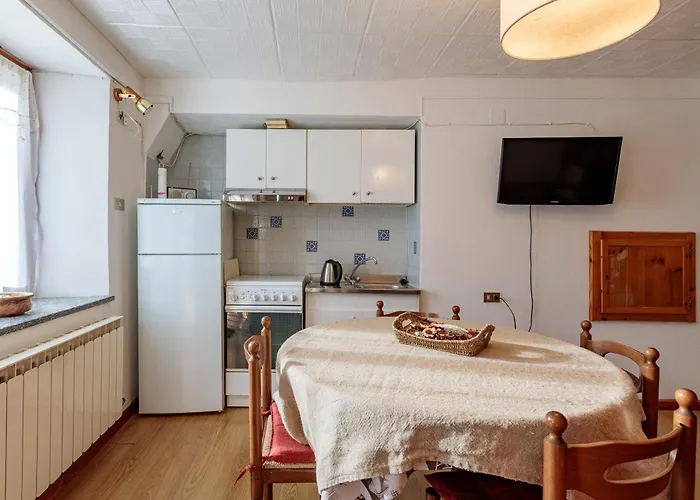 Lo Mitcho De Pouisse Appartement